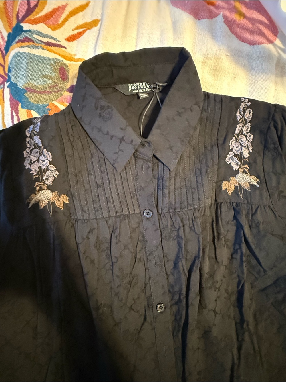 Black Embroidered Button-Up shirt - Picture 2 of 3